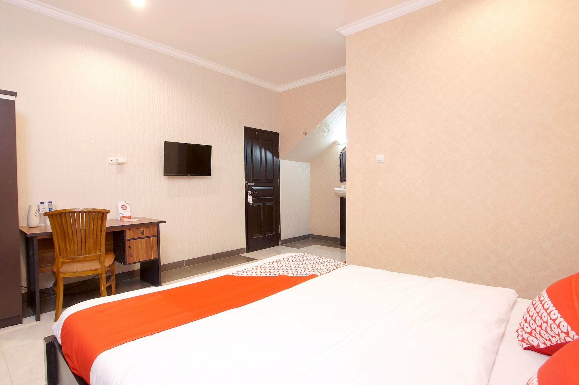 Oyo 347 Bayang Brothers Guest House Maguwo Экстерьер фото